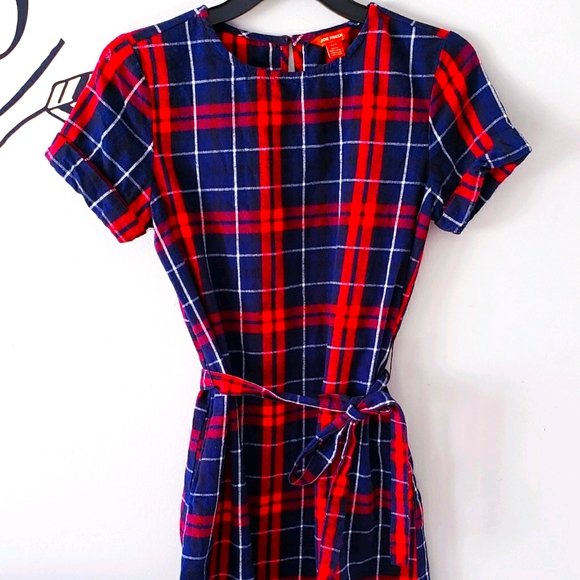 T-Shirt Style Plaid Dress - Picture 1 of 3